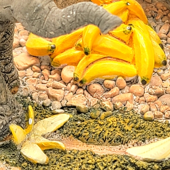 Country Artists Tuskers 2008 " Elephant Family On The Creche" Retired Figurine - Picture 5 of 8